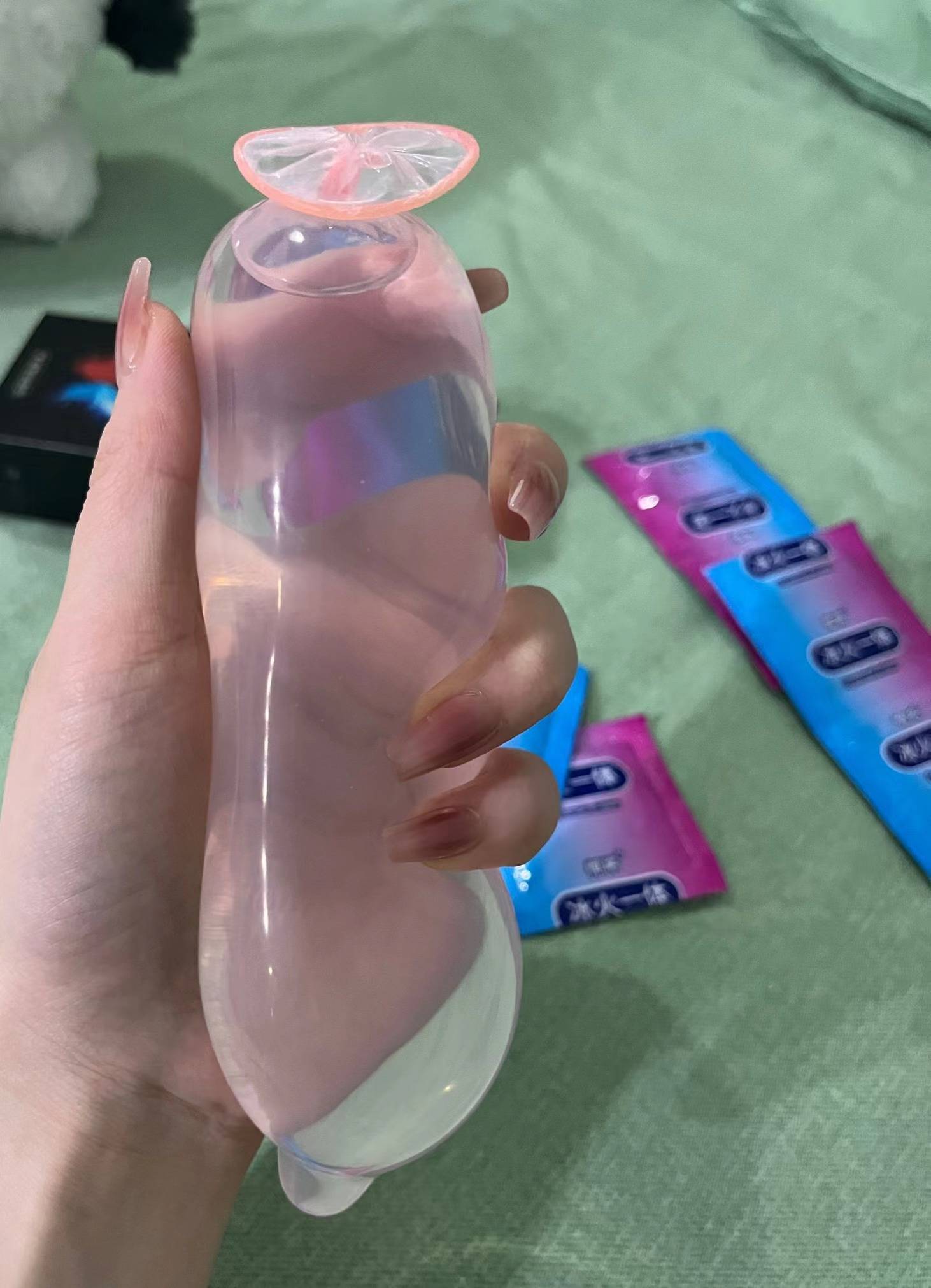 到底哪一款才是最好用的？冰球突破避孕套材质这么多